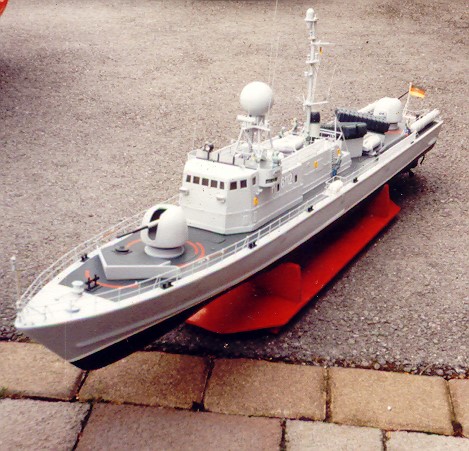 Flugkörperschnellboot S 143